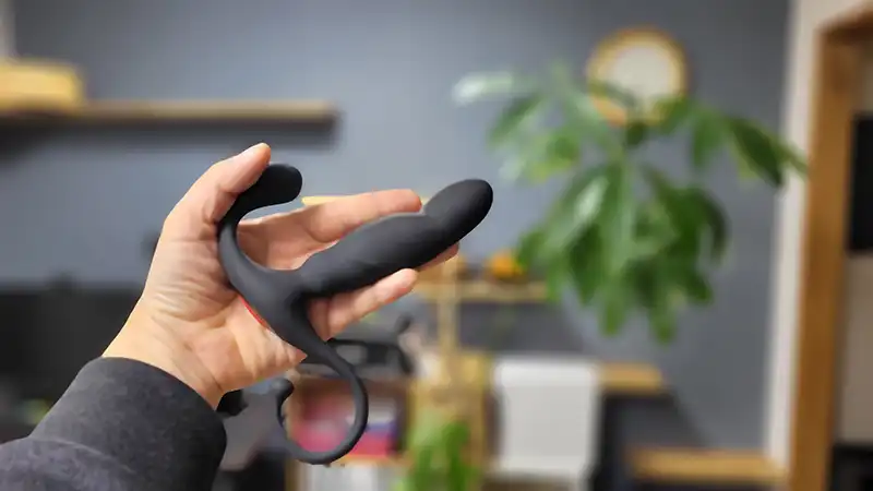 ブログ運営者所有のメスイキ用アナルバイブ。RUBフィンガーエネマの写真