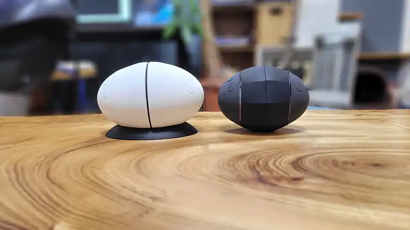U.F.O.MOBILE MENとU.F.O.MOBILEが並んでいる写真